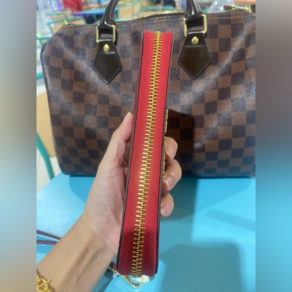 BRAND NEW AUTHENTIC MICHAEL KORS ZIPPY WALLET 😍❤️ - Picture 7 of 16